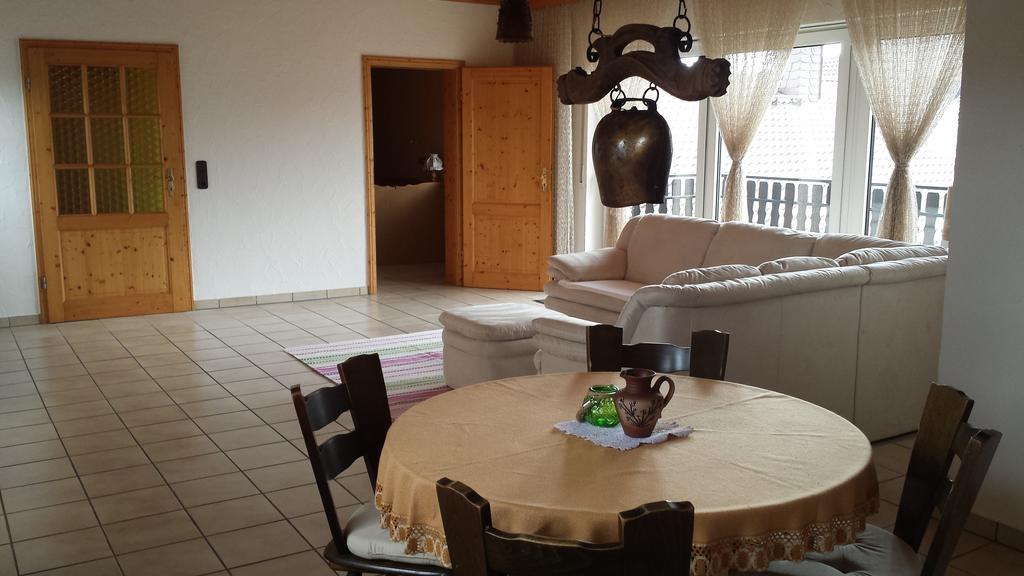 Ferienwohnung Weingut Leis Oestrich-Winkel Chambre photo